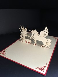 Carte en kirigami "licorne"